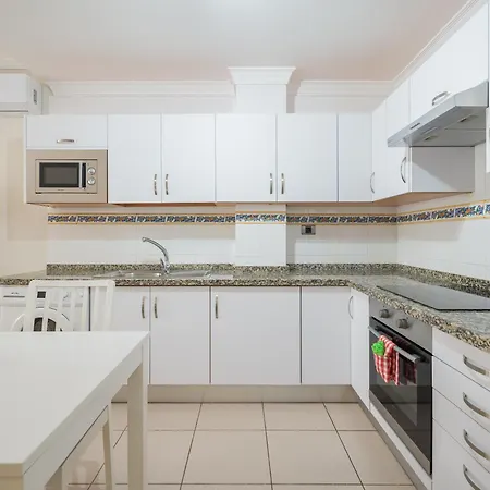 Amarre Mast Apartment *